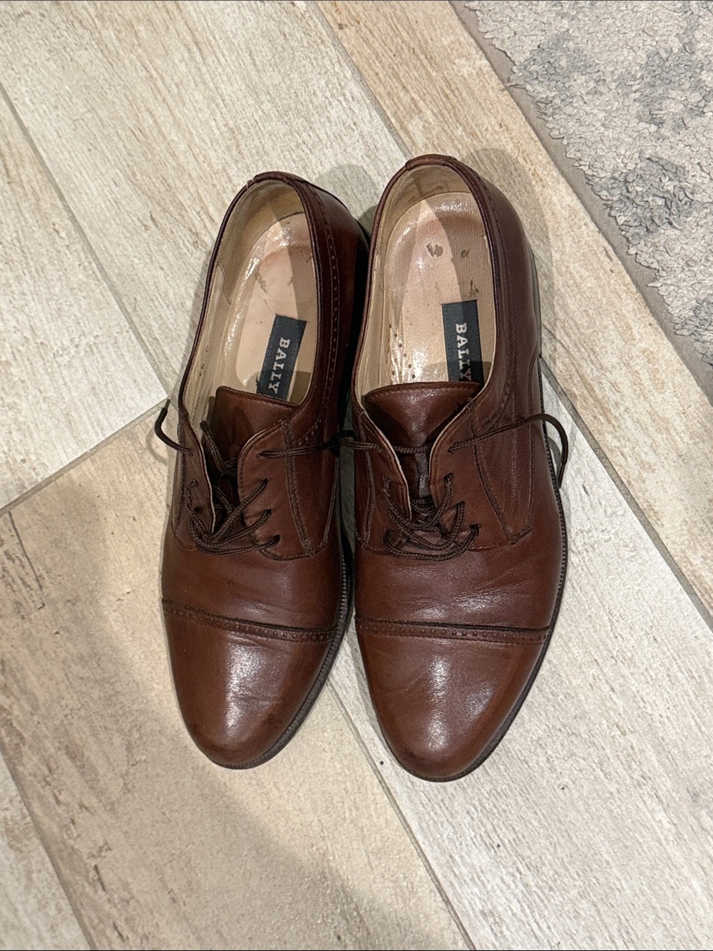 Bally Men's Brown Leather Cap-Toe Oxfords